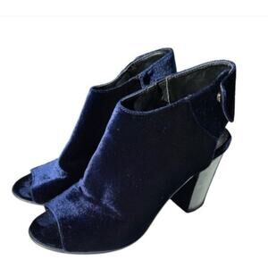 Steve Madden‎ Royal Blue Velvet Heels Pumps Open Toe Size 7.5